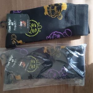 Socks 2 pairs